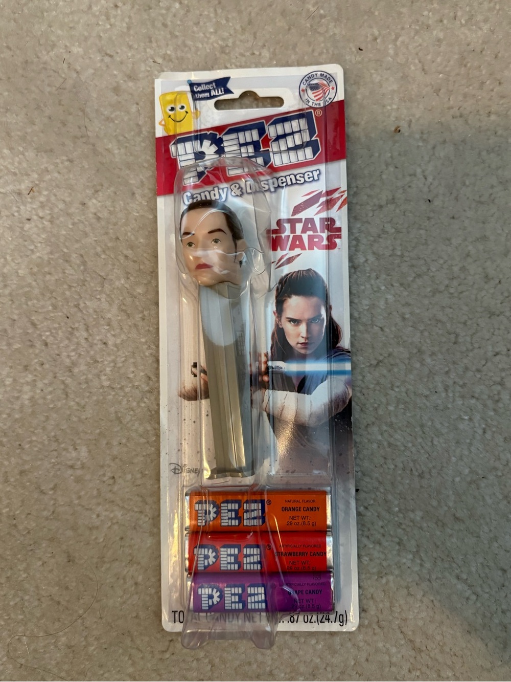 Rey Star Wars PEZ dispenser The Force Awakens